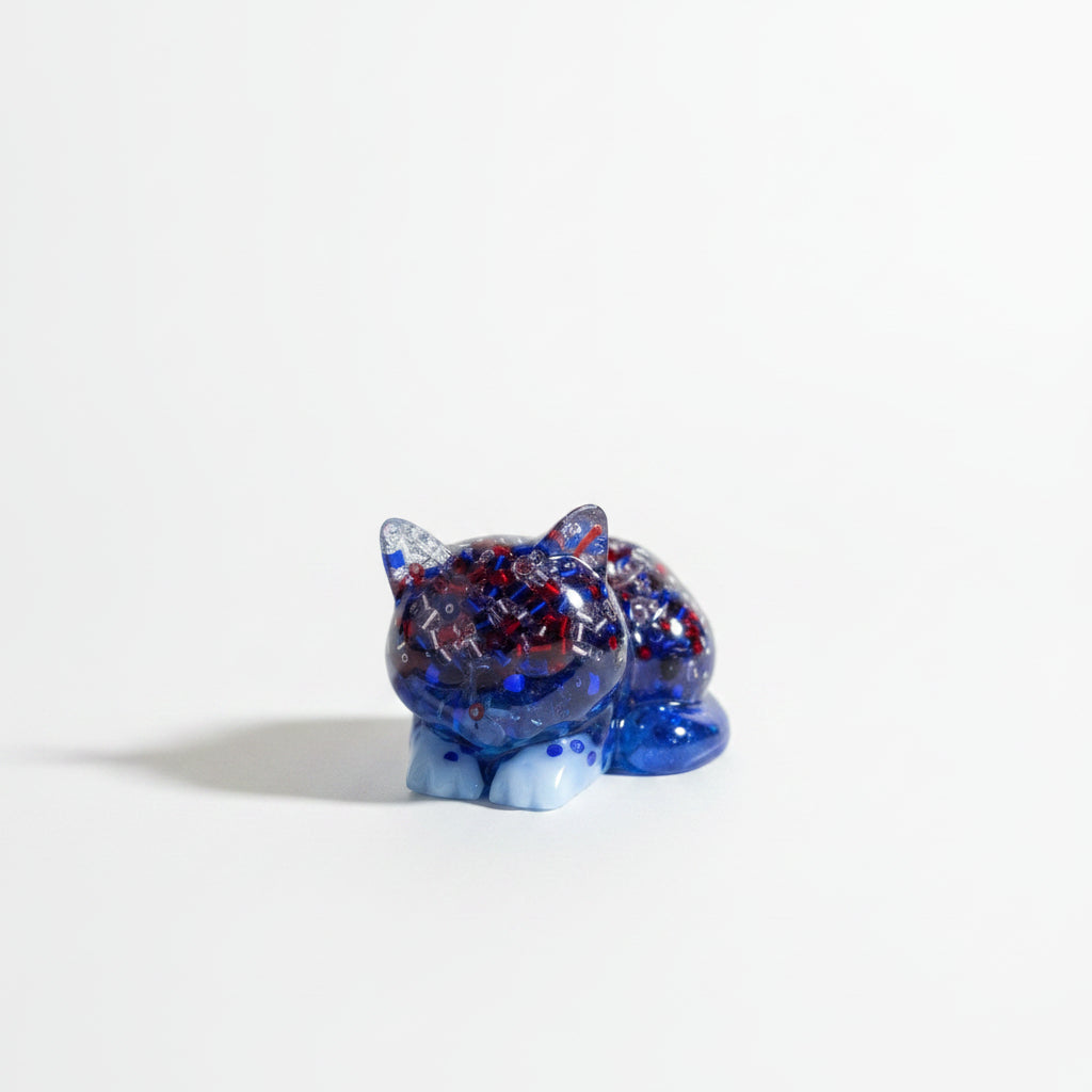 Red, White & Blue Handcrafted Beaded Resin Cat Tealight Holder