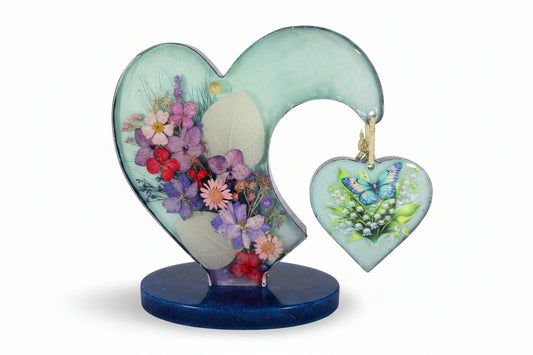 *Handcrafted Floral Heart Resin Sculpture with Dangling Butterfly Charm – Real Dried Flower Art | Botanical Whimsy Home Decor | Crazy Chaotic Crafter*