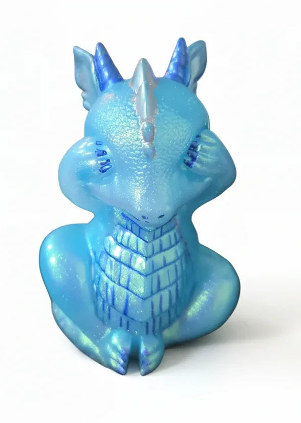 blue-iridescent-see-no-evil-dragon - Crazy Chaotic Crafter